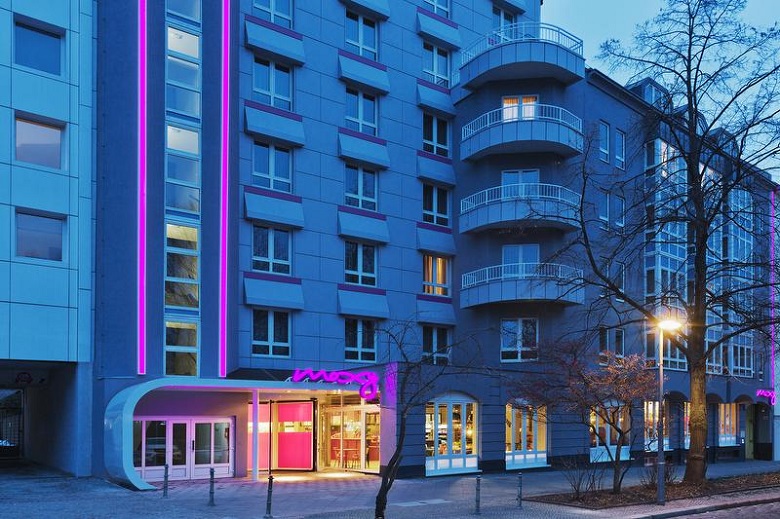 moxy berlin humboldthain park email